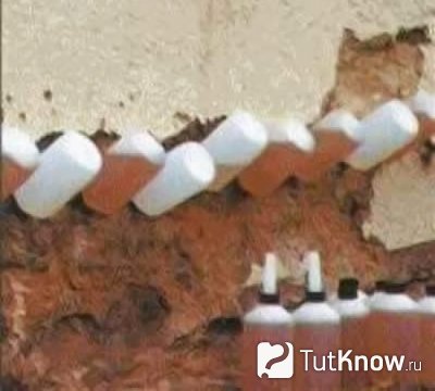 Вставить специальный баллон с составом Hydral HS