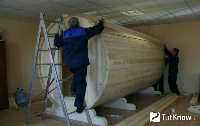 Изготовление бани бочки