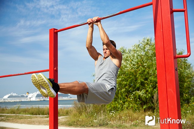 Как подтягиваться на турнике
