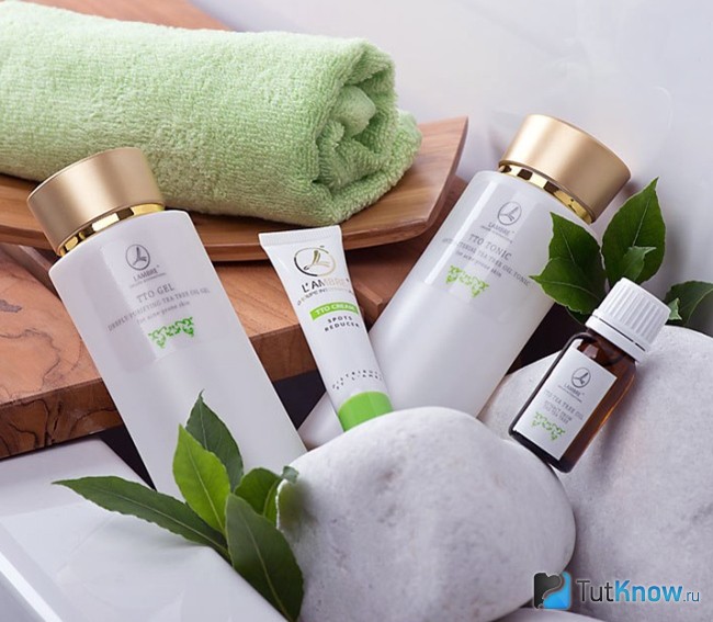 Уходовая косметика с маслом чайного дерева для жирной кожи