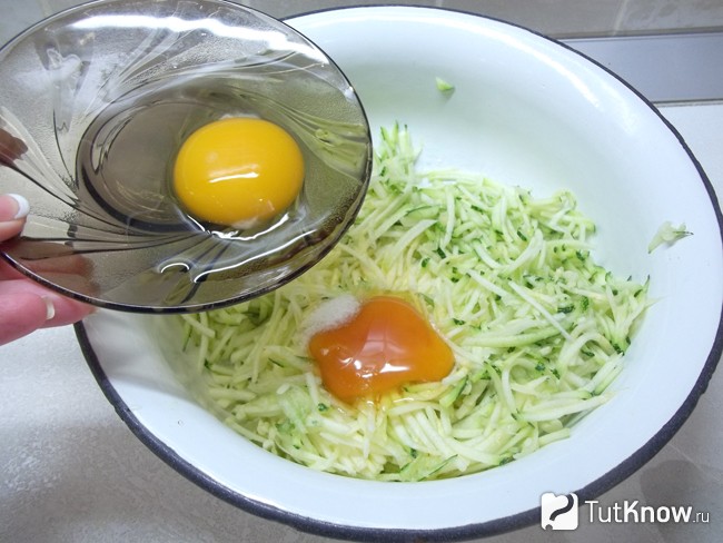 Оладьи из кабачков и овсянки