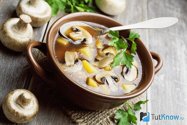 Суп из шампиньонов и картофеля