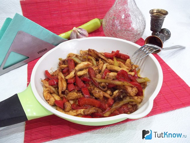 Готовый фахитос по-мексикански с курицей