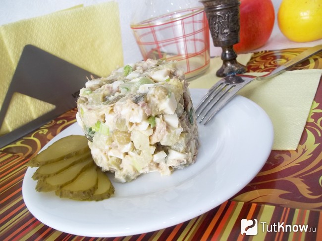 Готовый оливье с замороженными огурцами