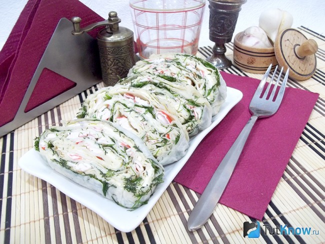 Готовый лаваш с крабовыми палочками