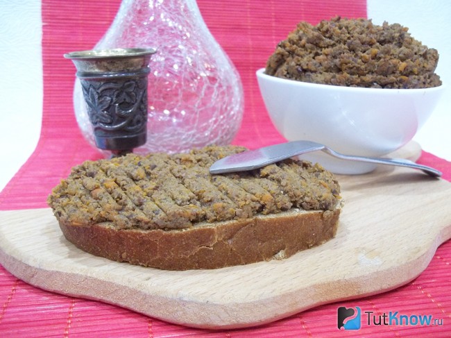 Готовый паштет из куриных потрохов