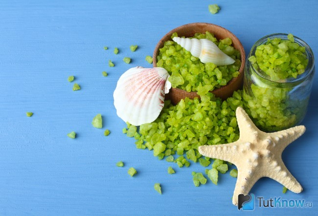 Зеленая морская соль и морская звезда