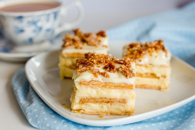Торт из печенья и сметаны