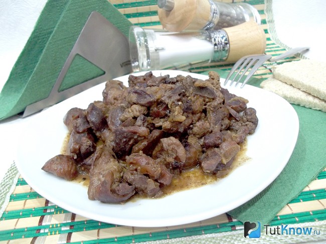 Готовые тушеные куриные потроха