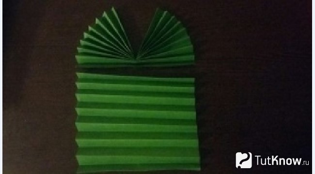 Изготовление стебелька тюльпана из бумаги