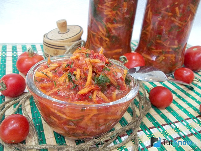 Заправка уложена в банки для хранения