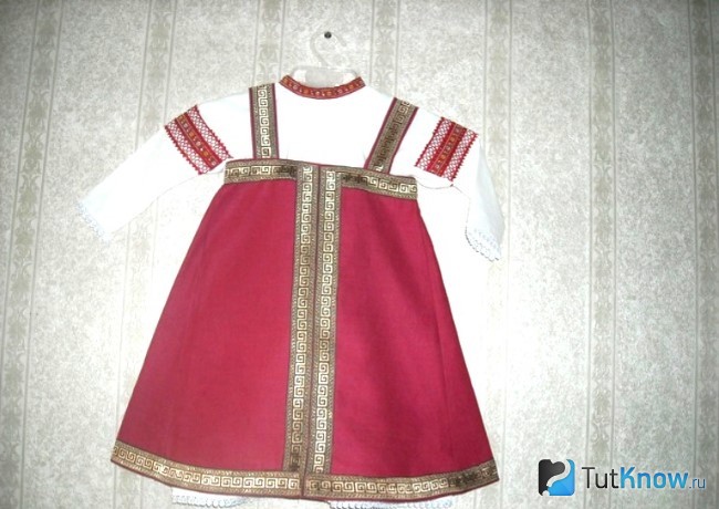 Готовый народный сарафан для куклы
