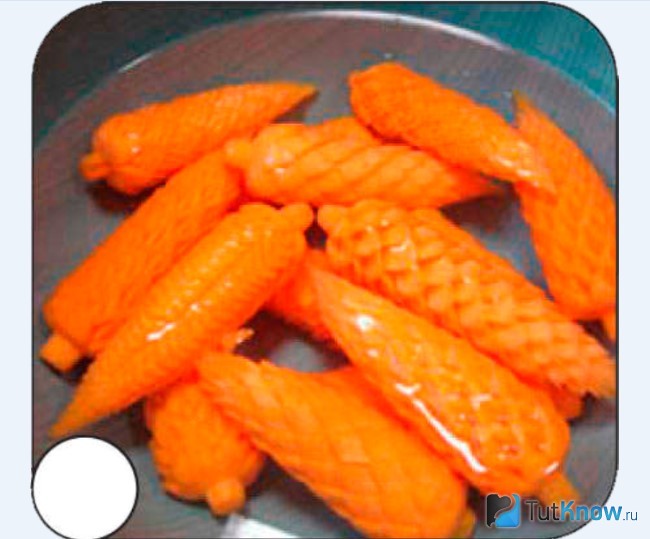 Готовые морковные шишки