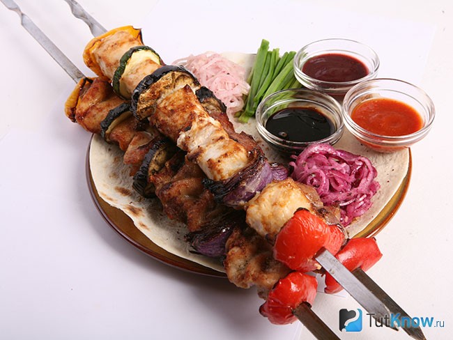 Маринованная баранина шашлык