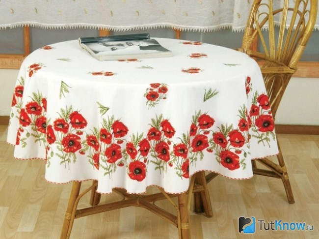Оригинальная скатерть для стола