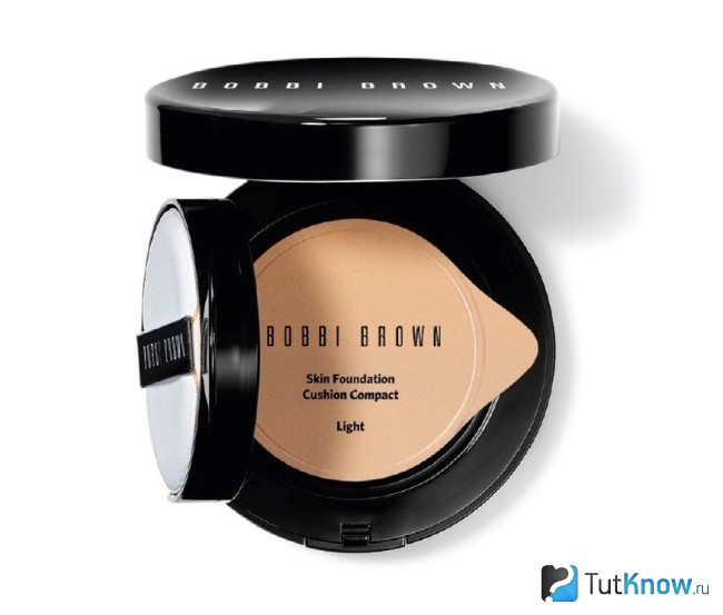 Кушон Bobbi Brown