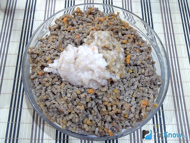 Продукты перекручены через мясорубку
