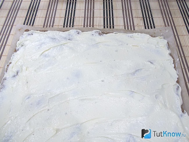 Печеночный слой смазан маслом