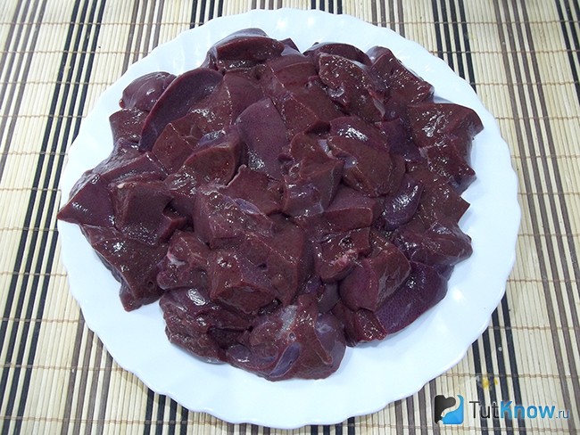 Печень очищена и нарезана