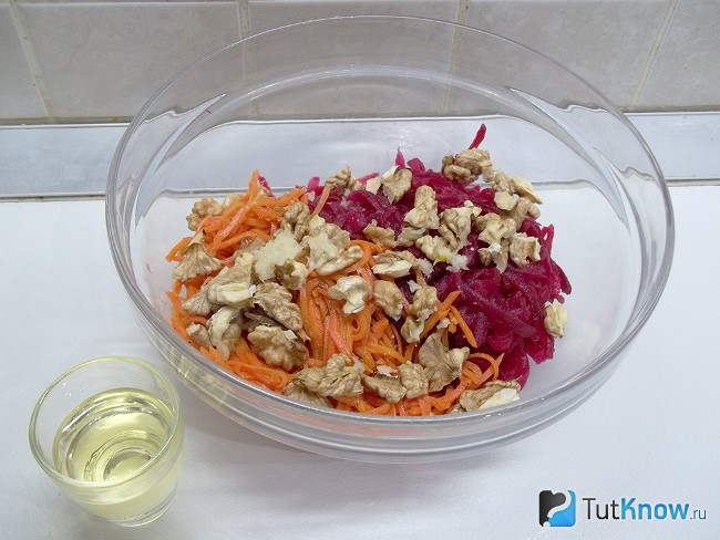 Продукты приправлены растительным маслом