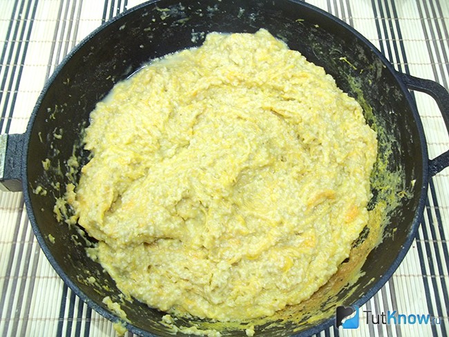 Продукты томятся