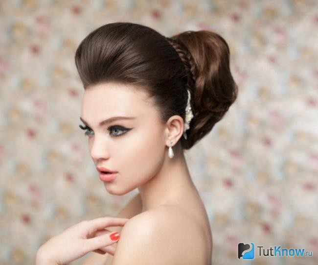 Хвост с начесом для торжества
