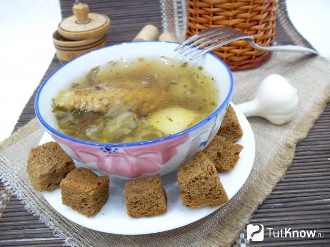 Готовый суп с капустой