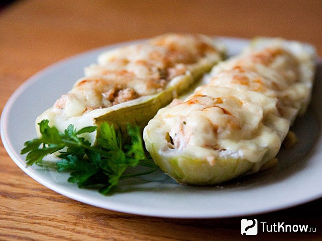 Кабачки фаршированные мясом