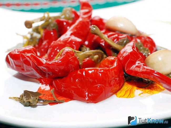 Маринованный сладкий болгарский перец
