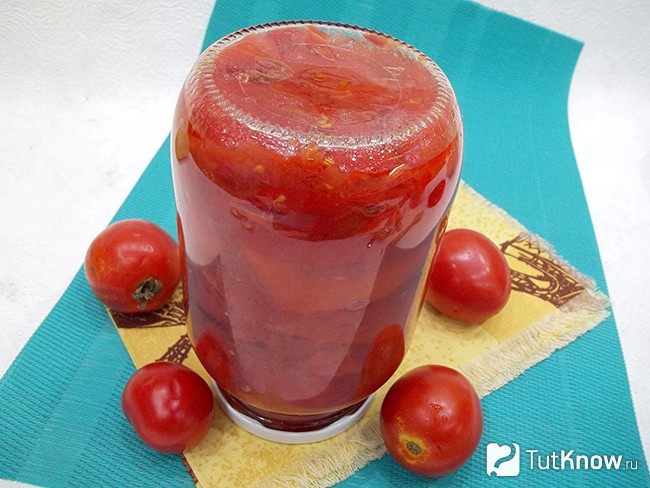 Перцы законсервированы в банки