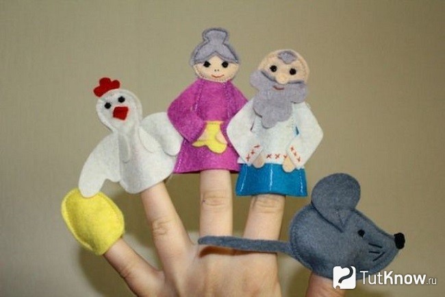 Куклы из Курочки Рябы на пальцах