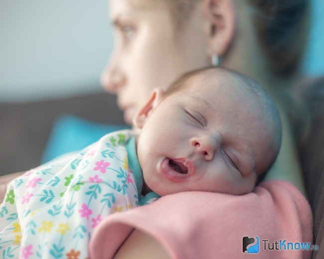 Послеродовая депрессия у женщины