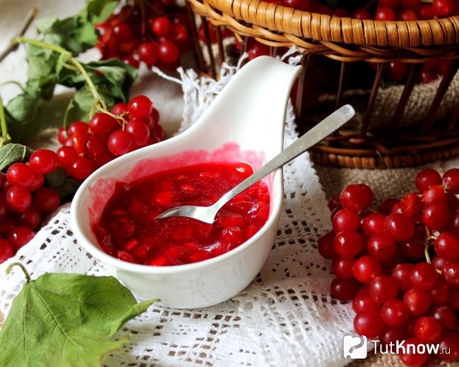 Приготовление маски из ягод калины