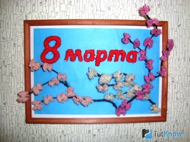 Картина из ниток для подарка на 8 марта