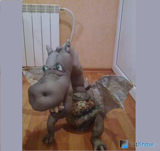 Японский дракон из пластиковых бутылок