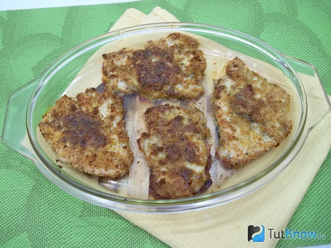 Куриное филе запечено