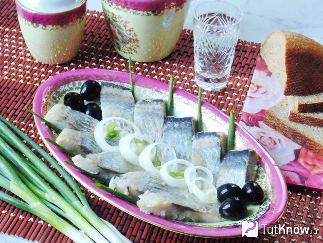 Быстрый рецепт маринованной селедк