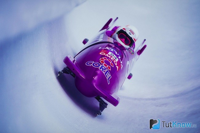 Скоростной спуск на санках