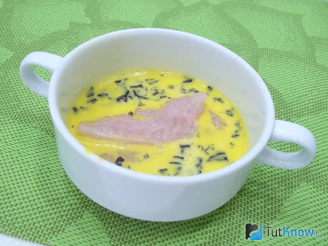В яичном кляре панируется куриное филе