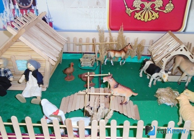 Сельский дворик
