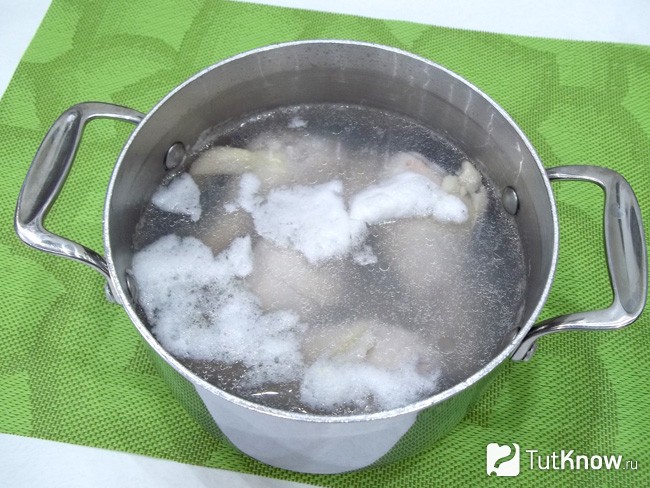 Курица доведена до кипения