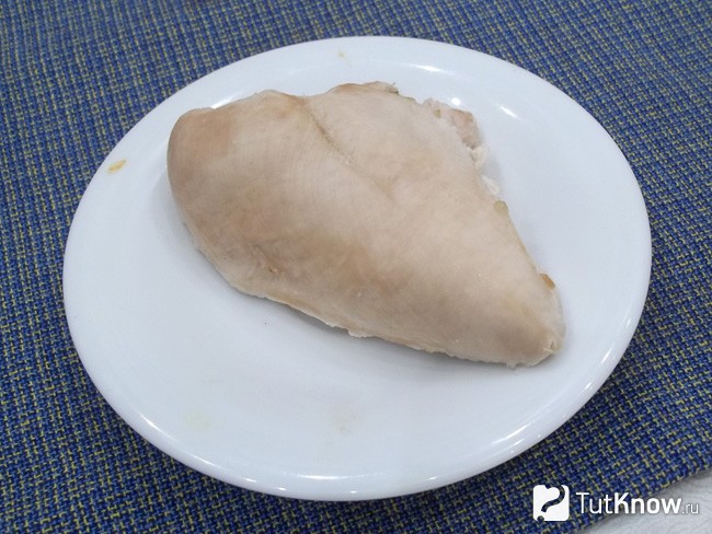 Куриное филе отварено
