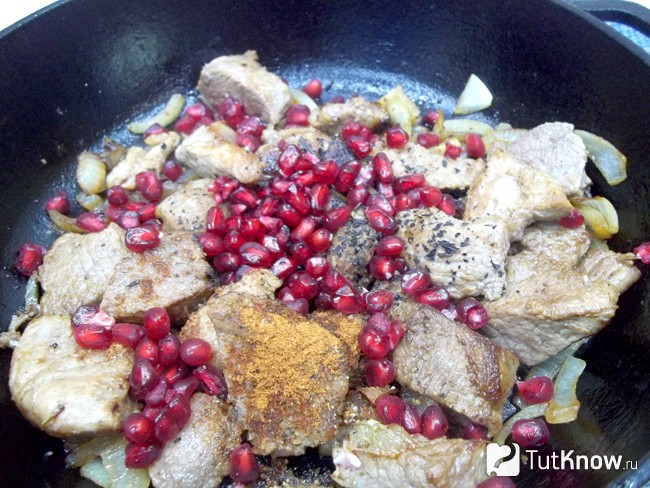 К продуктам добавлены зерна граната