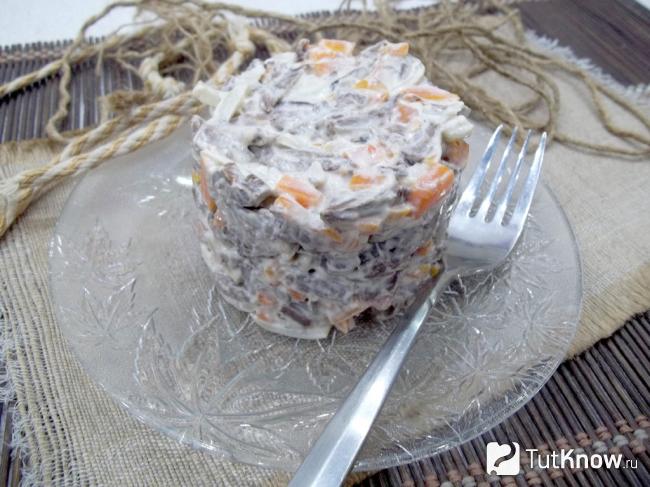 Готовый салат из телячьего сердца