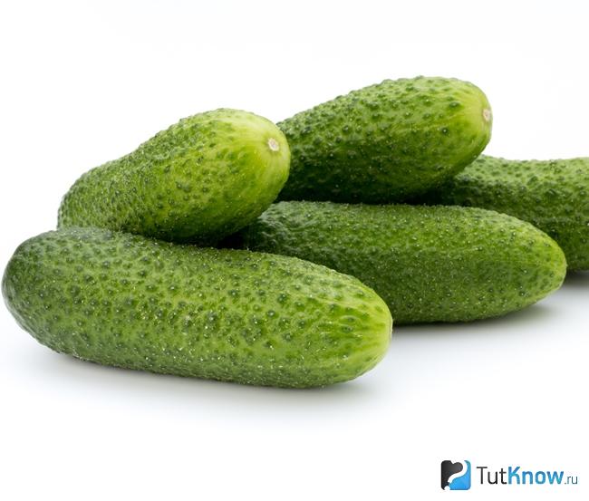 Огурцы для приготовления творожной маски