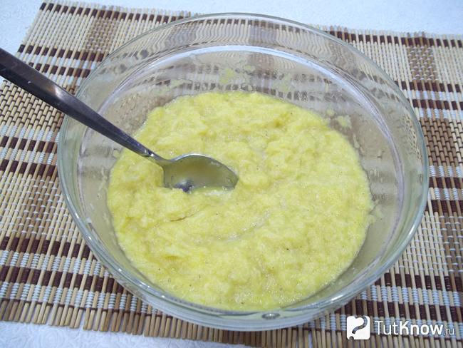 Картофельная масса перемешана