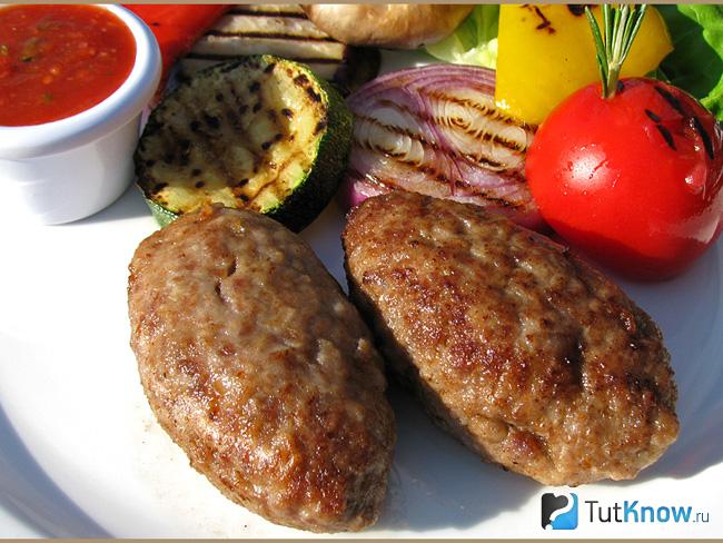 Котлеты из куриного фарша и овсяных хлопьев — рецепт без яиц