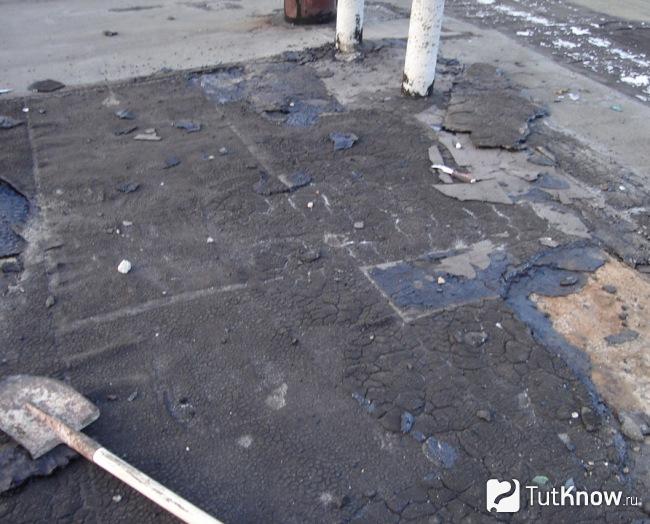 Очистка крыши от старого покрытия