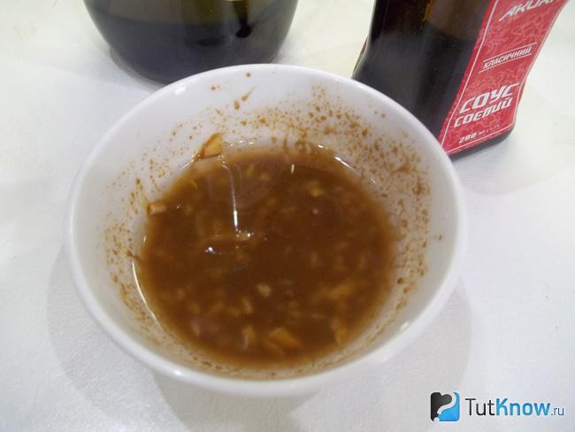 Горчично-чесночный соус для мяса и маринадов с соевым соусом