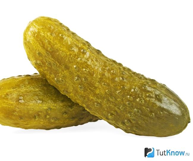 Соленые огурцы